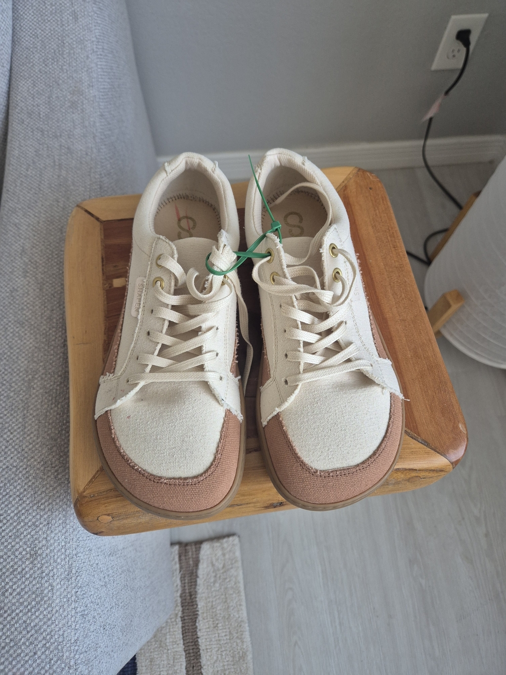Shapen Unisex Barefoot Vegan Sneakers in Beige Cream and Brown - Casual Lace-Up